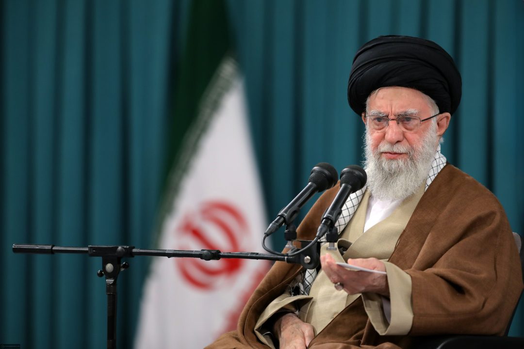 دیدار تولیدکنندگان و فعالان اقتصادی با رهبر انقلاب